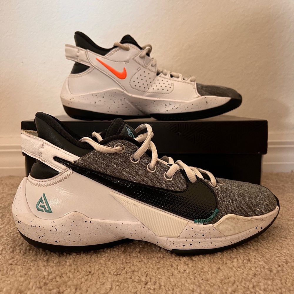Nike Zoom Freak 2 (GS) 5.5Y |Color: Denim Bright Mango|